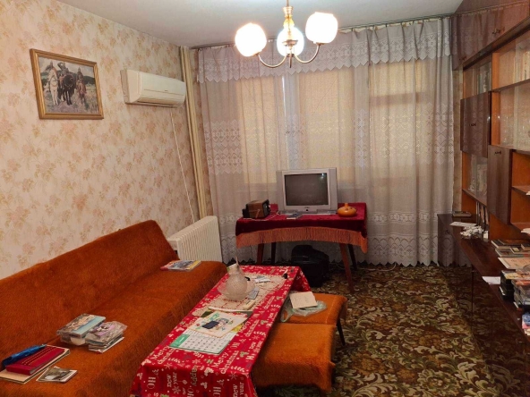 Тристаен апартамент в Търговище, Запад 2 - 77 кв.м за 1093 €/кв.м - Снимка #1