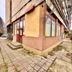 Дава се под наем Магазин в Русе, Алеи Възраждане - 62 кв.м за 306 € - Снимка #1