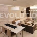 Дава се под наем Двустаен апартамент в Варна, Център - 60 кв.м за 510 € - Снимка #1