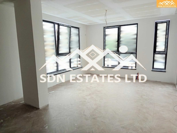 Двустаен апартамент в Казанлък - 81 кв.м за 1574 €/кв.м - Снимка #1