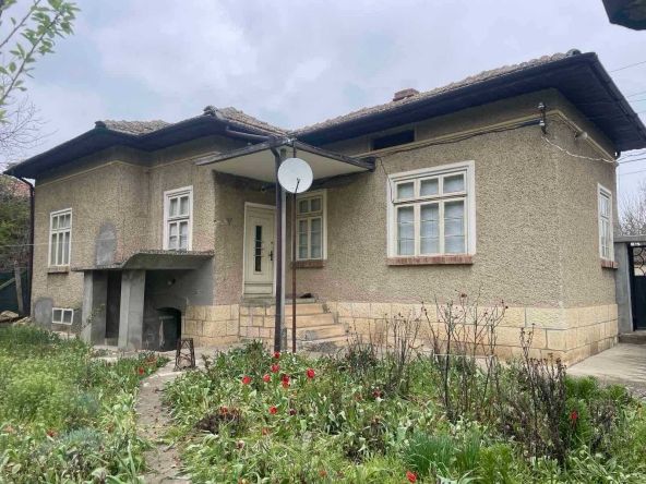 Къща в с. Топчии, Област Разград - 138 кв.м за 191 €/кв.м - Снимка #1