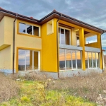 Къща в с. Писанец, Област Русе - 250 кв.м за 404 €/кв.м - Снимка #1