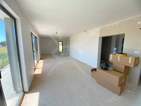 Къща в с. Оризари, Област Пловдив - 246 кв.м за 643 €/кв.м - Снимка #1