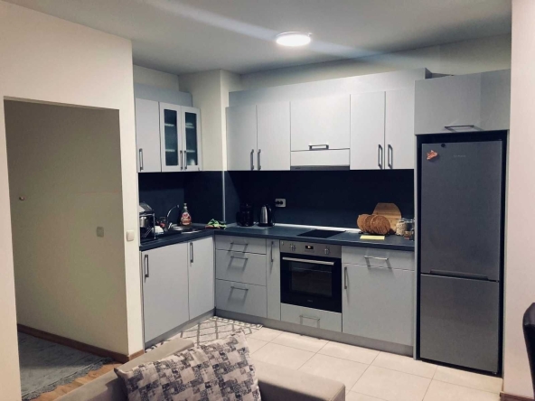 Дава се под наем Двустаен апартамент в София, Надежда 2 - 65 кв.м за 408 € - Снимка #1