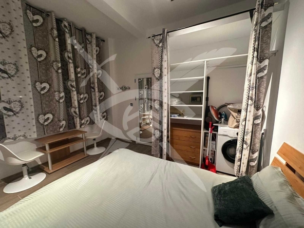Двустаен апартамент в к.к. Слънчев бряг - 70 кв.м за 540 €/кв.м - Снимка #1