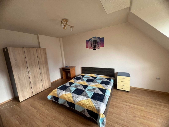 Дава се под наем Двустаен апартамент в София, Зона Б-18 - 55 кв.м за 375 € - Снимка #1