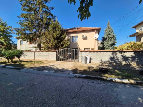 Къща в Левски - 340 кв.м за 180 €/кв.м - Снимка #1