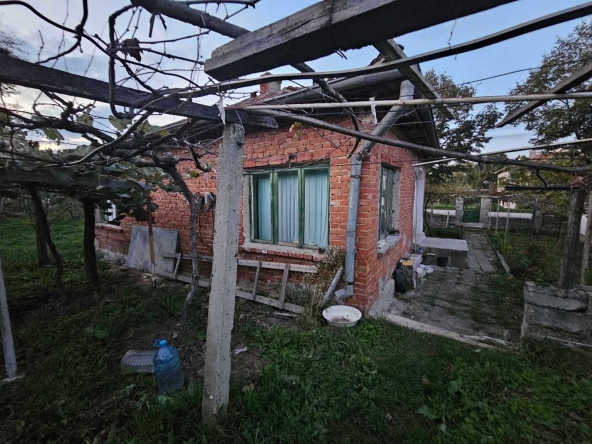 Къща в с. Ново Оряхово, Област Варна - 100 кв.м за 440 €/кв.м - Снимка #1