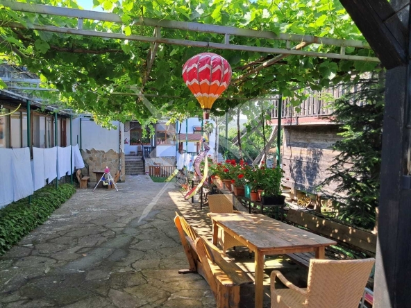 Къща в с. Козичино, Област Бургас - 440 кв.м за 394 €/кв.м - Снимка #1