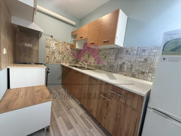 Дава се под наем Тристаен апартамент в Варна, Цветен квартал - 70 кв.м за 458.49 € - Снимка #1