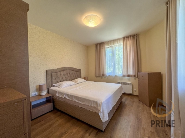 Дава се под наем Двустаен апартамент в Бургас, Лазур - 56 кв.м за 510 € - Снимка #1