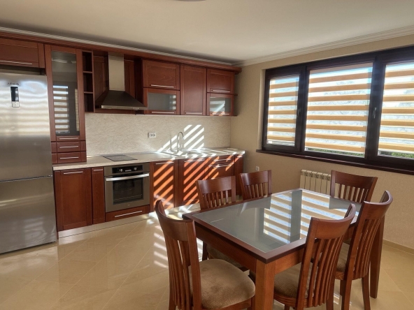 Дава се под наем Къща в Нови Искър - 116 кв.м за 737.97 € - Снимка #1