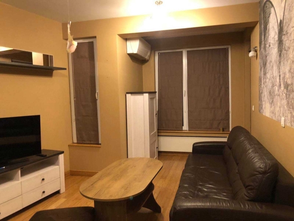 Дава се под наем Двустаен апартамент в София, Зона Б-19 - 65 кв.м за 348.84 € - Снимка #1