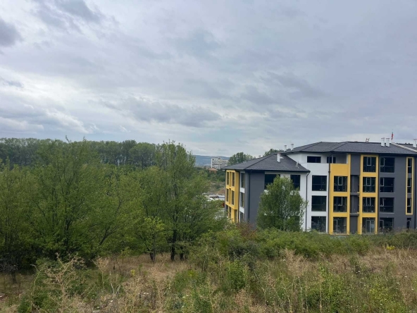 Двустаен апартамент в Търговище, Запад 3 - 63 кв.м за 888 €/кв.м - Снимка #1