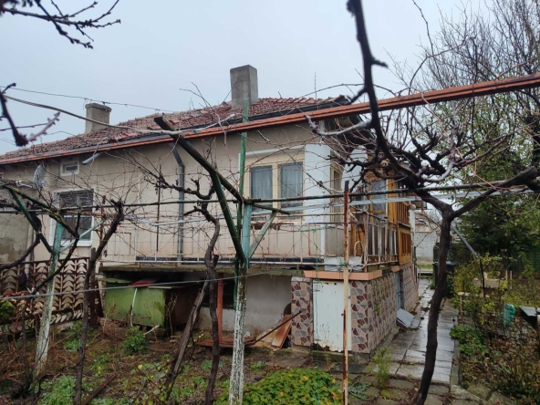 Къща в Добрич, Рилци - 37 кв.м за 1654 €/кв.м - Снимка #1