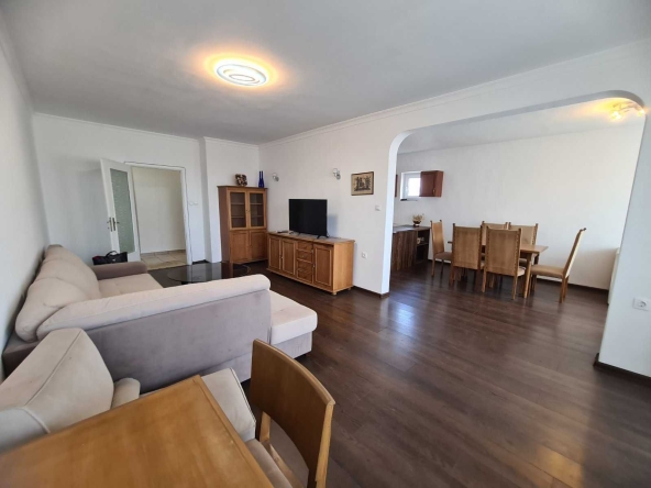 Дава се под наем Тристаен апартамент в София, Борово - 125 кв.м за 987.36 € - Снимка #1