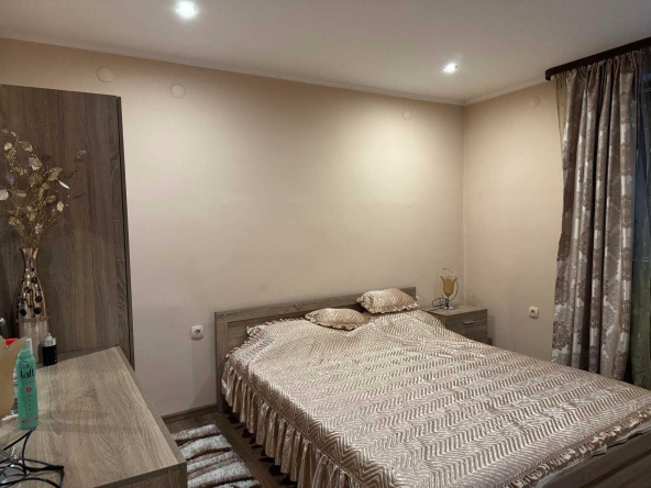 Къща в Банско - 400 кв.м за 1000 €/кв.м - Снимка #1