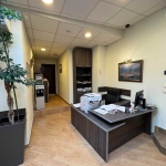 Дава се под наем Офис в Варна, Център - 186 кв.м за 1994.61 € - Снимка #1