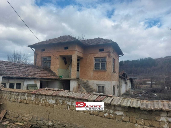 Къща в с. Михалци, Област Велико Търново - 150 кв.м за 170 €/кв.м - Снимка #1