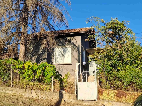 Къща в Русе, Дружба 3 - 50 кв.м за 174 €/кв.м - Снимка #1