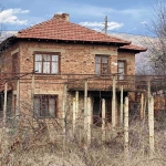 Къща в Карлово - 120 кв.м за 347 €/кв.м - Снимка #1