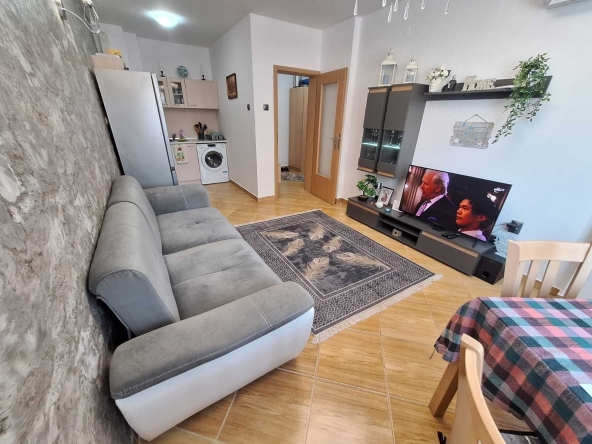 Двустаен апартамент в к.к. Слънчев бряг - 66 кв.м за 665 €/кв.м - Снимка #1