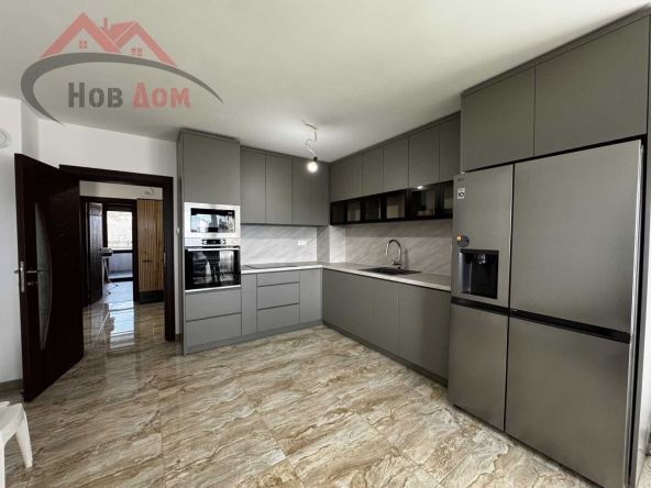 Четиристаен апартамент в Велико Търново, Колю Фичето - 153 кв.м за 783 €/кв.м - Снимка #1