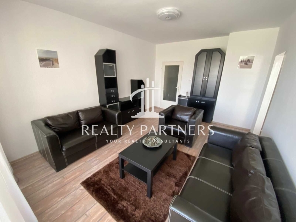 Дава се под наем Четиристаен апартамент в Перник, Изток - 86 кв.м за 408.51 € - Снимка #1