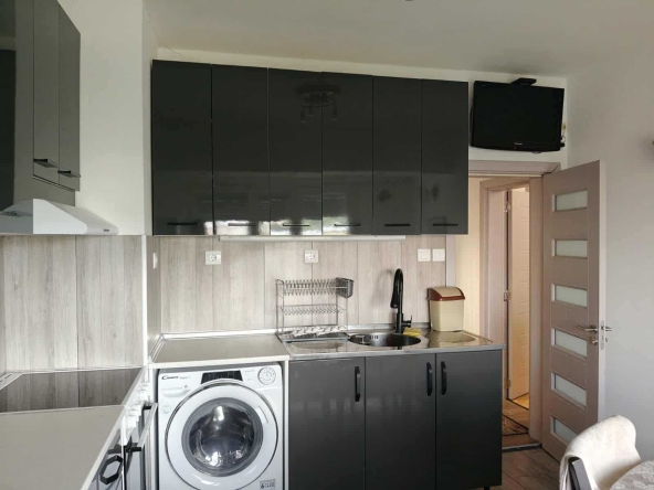 Дава се под наем Двустаен апартамент в Плевен, Идеален център - 64 кв.м за 408 € - Снимка #1