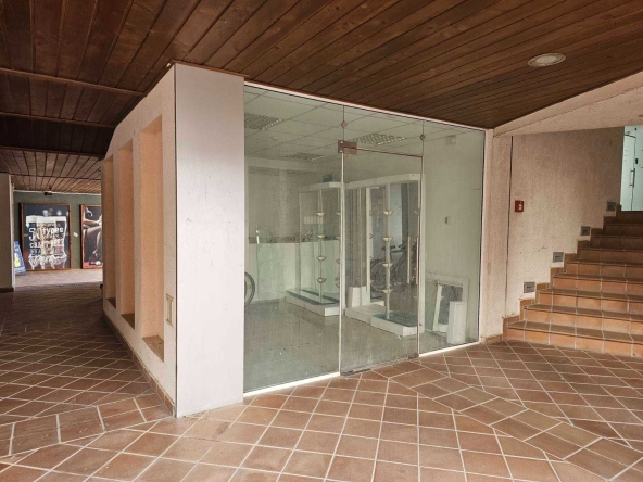 Магазин в Балчик - 14 кв.м за 1093 €/кв.м - Снимка #1