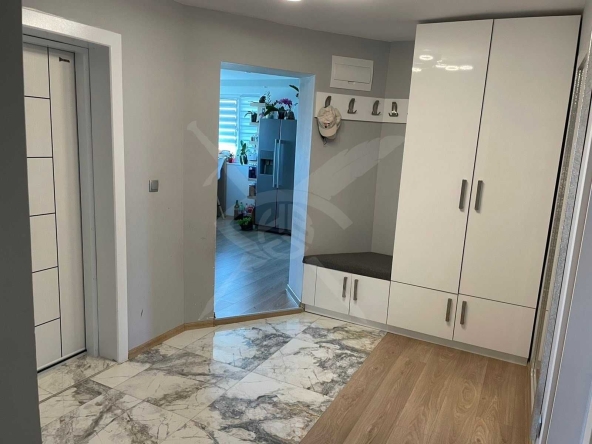 Многостаен апартамент в Бургас, Възраждане - 165 кв.м за 1020 €/кв.м - Снимка #1