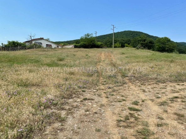 Парцел в к.к. Слънчев бряг - 1303 кв.м за 23 €/кв.м - Снимка #1