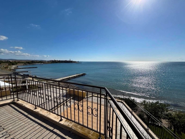 Двустаен апартамент в Ахелой - 213 кв.м за 391 €/кв.м - Снимка #1