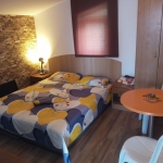 Дава се под наем Етаж от къща в Варна, Бриз - 30 кв.м за 275 € - Снимка #1