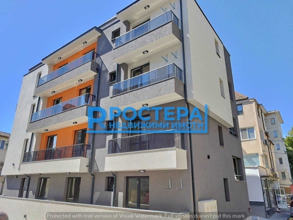 Тристаен апартамент в Търговище, Център - 97 кв.м за 778 €/кв.м - Снимка #1