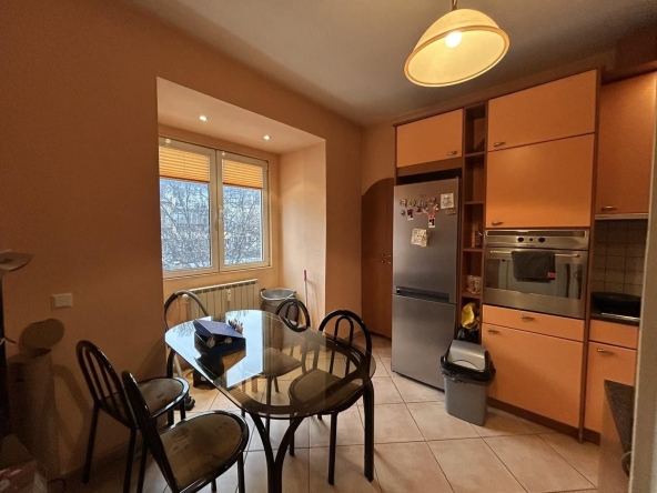 Дава се под наем Двустаен апартамент в София, Гео Милев - 66 кв.м за 698.19 € - Снимка #1