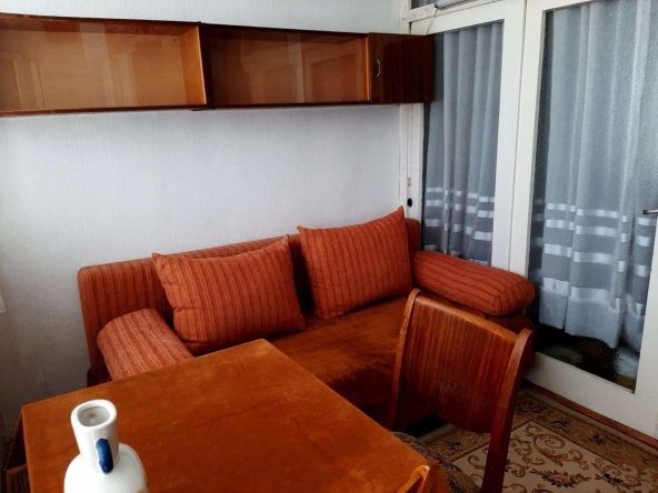 Дава се под наем Тристаен апартамент в Варна, Чайка - 75 кв.м за 375 € - Снимка #1