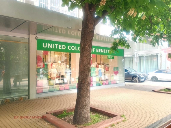 Дава се под наем Офис в София, Център - 150 кв.м за 996.03 € - Снимка #1