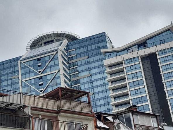 Дава се под наем Тристаен апартамент в София, Медицинска академия - 60 кв.м за 777.75 € - Снимка #1