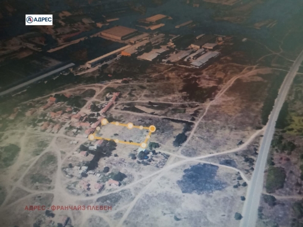 Парцел в Плевен, Индустриална зона - 2000 кв.м за 19 €/кв.м - Снимка #1