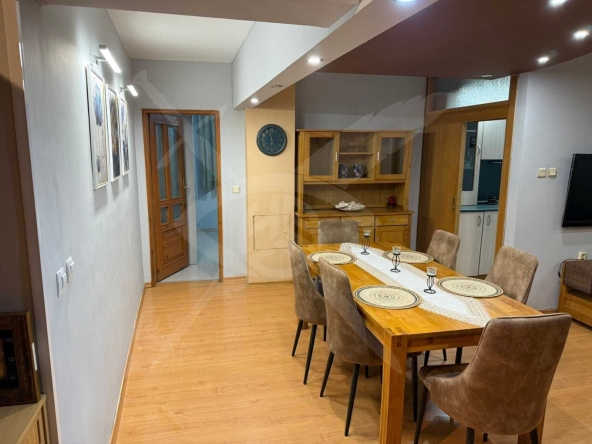 Тристаен апартамент в Пловдив, Кършияка - 104 кв.м за 1128 €/кв.м - Снимка #1