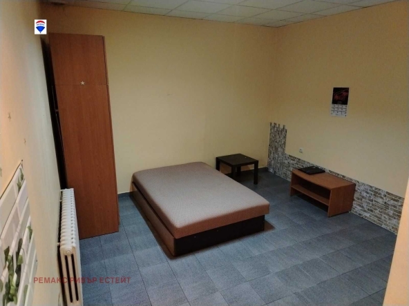 Дава се под наем  в Русе, Хъшове - 28 кв.м за 99.45 € - Снимка #1