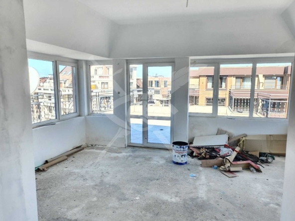 Многостаен апартамент в Поморие - 200 кв.м за 510 €/кв.м - Снимка #1