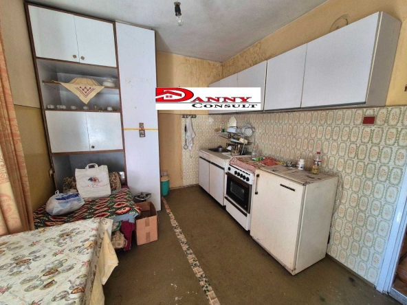 Тристаен апартамент в Велико Търново, Акация - 82 кв.м за 263 €/кв.м - Снимка #1