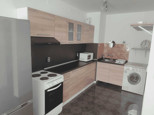 Дава се под наем Двустаен апартамент в София, Младост 1 - 67 кв.м за 523.26 € - Снимка #1