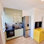 Дава се под наем Двустаен апартамент в София, Витоша - 64 кв.м за 548.25 € - Снимка #1