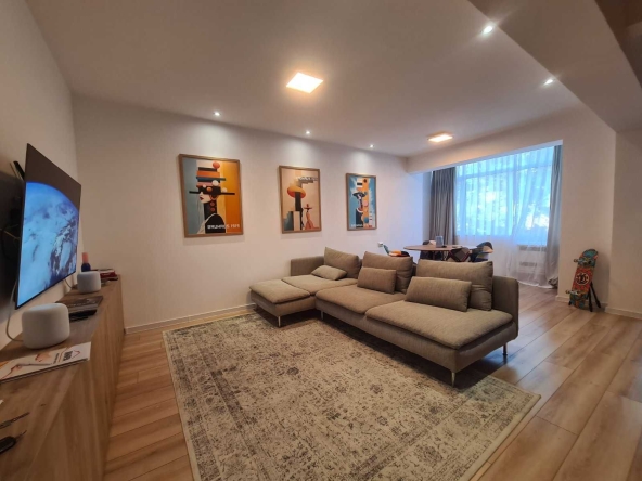 Тристаен апартамент в Хасково, Училищни - 78 кв.м за 876 €/кв.м - Снимка #1