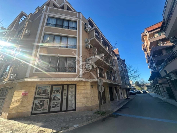 Двустаен апартамент в Поморие - 67 кв.м за 800 €/кв.м - Снимка #1