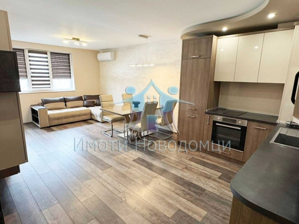 Двустаен апартамент в Шумен, Пазара - 76 кв.м за 859 €/кв.м - Снимка #1