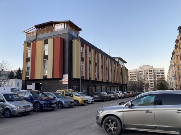 Дава се под наем Офис в София, Младост 1 - 18 кв.м за 159.12 € - Снимка #1